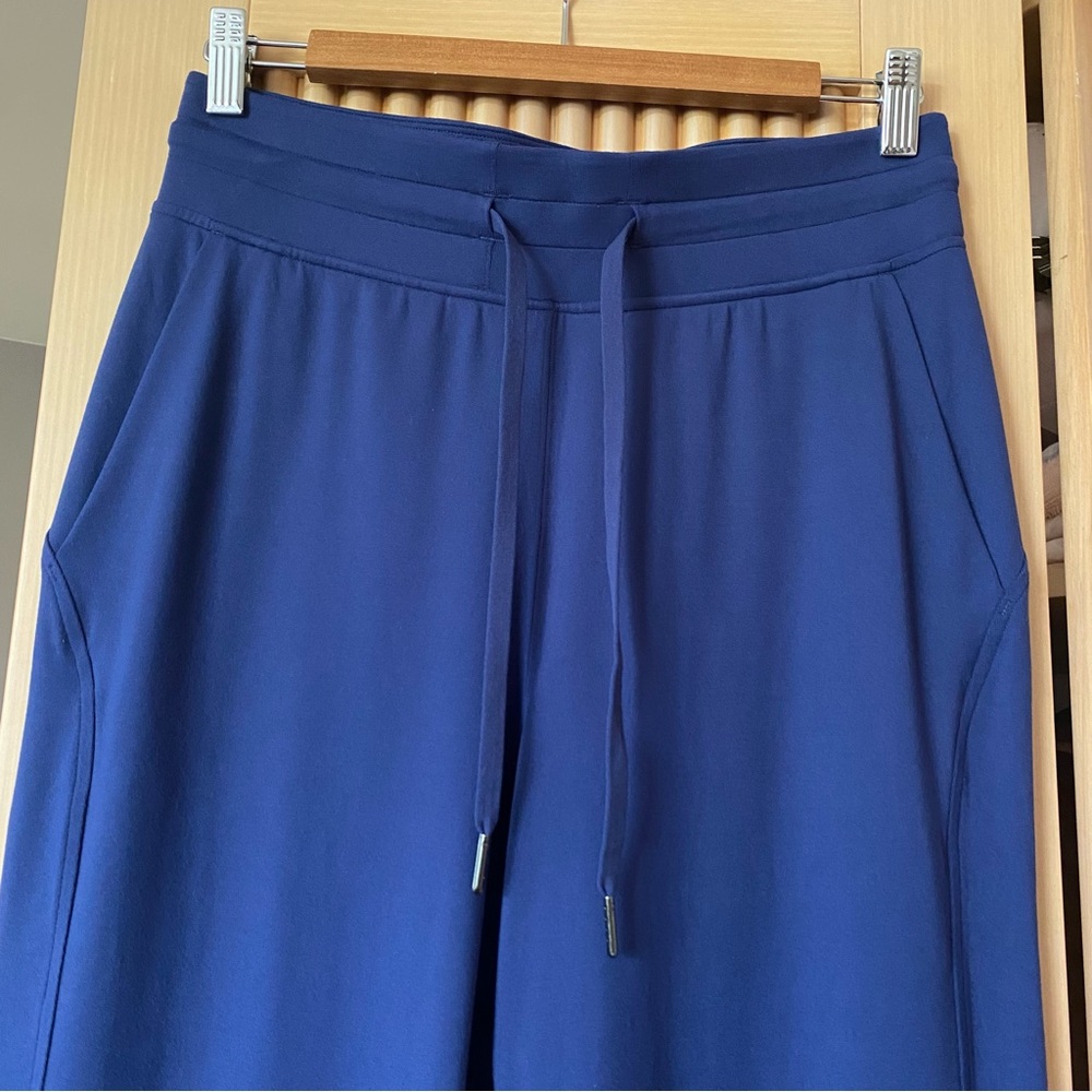 Lululemon Ready to Rulu High Rise Jogger Full Length
Night Sea - Picture 5 of 9